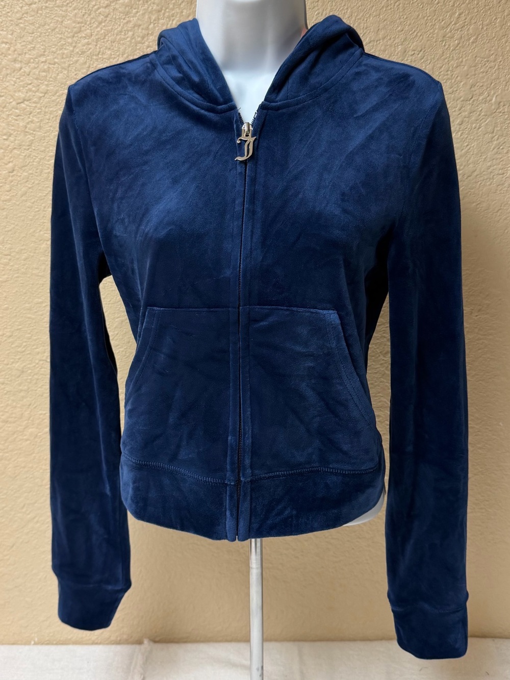 4/$20 Juicy Couture Women’s Navy Velour Zip-Up Hoodie